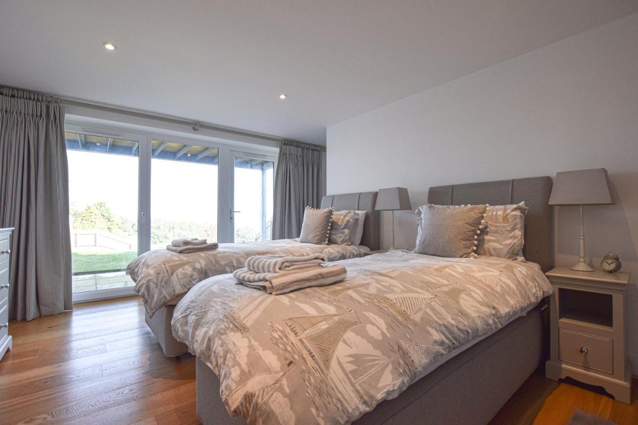 Whispers - 4 Bedroom Modern Family Holiday Home In Salcombe Sleeps 8 Ngoại thất bức ảnh